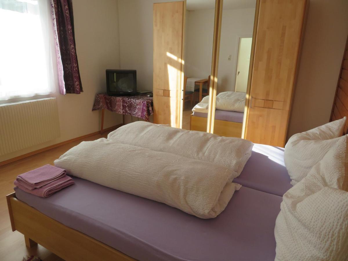 Haus Irmi Bed & Breakfast Knittelfeld Exterior foto